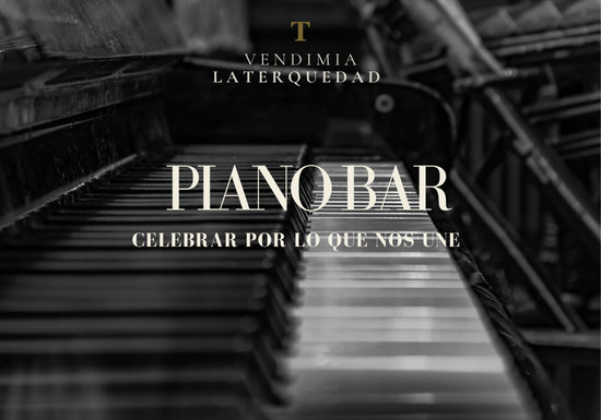 PIANO BAR